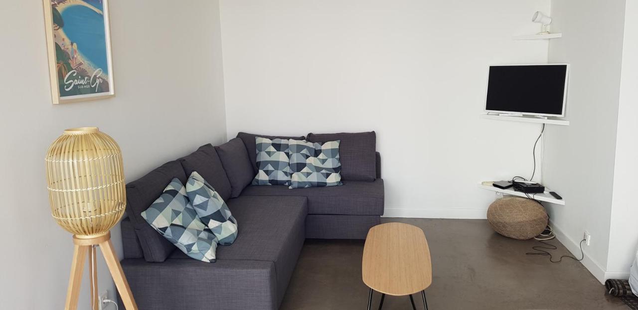 Les Pieds Dans L'O - Appartement 50M2 Front De Mer Saint-Cyr-sur-Mer Eksteriør billede